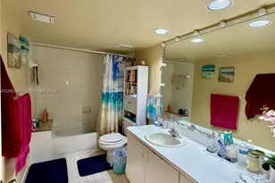4725 SW 62nd Ave, Davie, FL 33314 - Photo 8