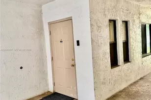 4725 SW 62nd Ave, Davie, FL 33314 - Photo 2