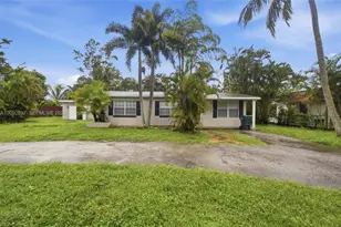 49 W Mango Rd, Lake Worth, FL 33467 - Photo 1