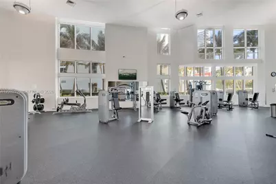 1900 N Bayshore Dr #2311, Miami, FL 33132 - Photo 38