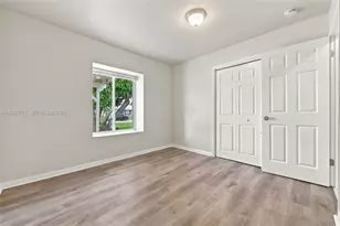 2299 SE Glover St, Port Saint Lucie, FL 34984 - Photo 14