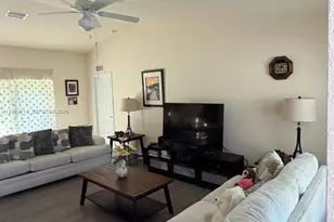 1046 Jabara Ln, Other City - In The State Of Florida, FL 33935 - Photo 8