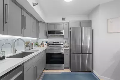 3300 NE 191st St #1816, Aventura, FL 33180 - Photo 10