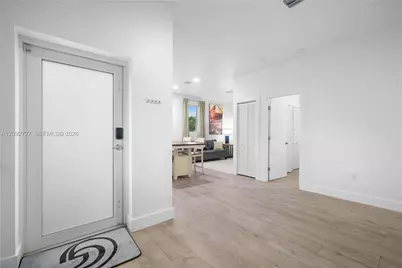 836 NW 33rd Ave #B, Miami, FL 33125 - Photo 6