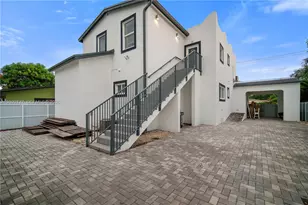 836 NW 33rd Ave, Miami, FL 33125 - Photo 1