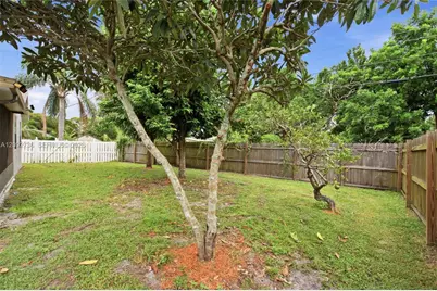 209 W Arbor Ave, Port Saint Lucie, FL 34952 - Photo 34