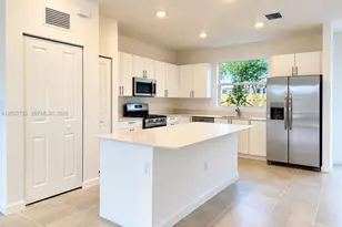 243 SE 11th Ct, Florida City, FL 33034 - Photo 4