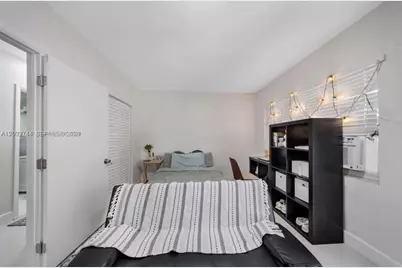 669 NW 28th St #6, Miami, FL 33127 - Photo 6