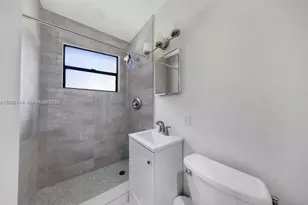 669 NW 28th St, Miami, FL 33127 - Photo 14