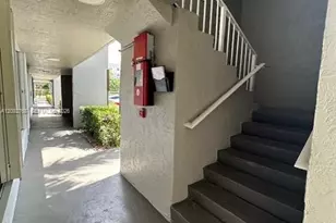 7510 SW 152nd Ave, Miami, FL 33193 - Photo 2