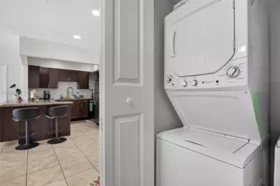 700 SE 2nd Ave #417, Deerfield Beach, FL 33441 - Photo 10