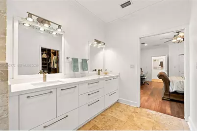 7215 SW 54th Ct, Miami, FL 33143 - Photo 20