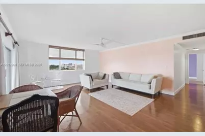 3800 Hillcrest Dr #523, Hollywood, FL 33021 - Photo 12