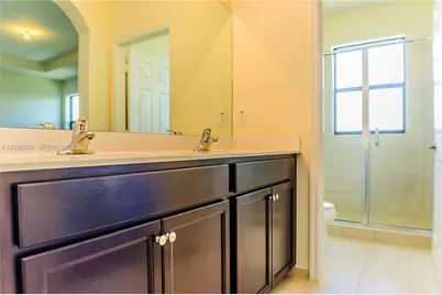 3309 W 94th Ter #3309, Hialeah, FL 33018 - Photo 12
