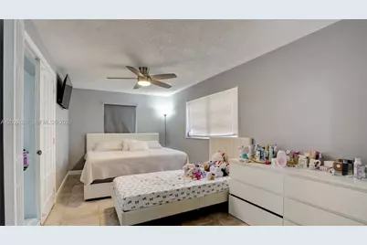 641 SW 62nd Ave, Miami, FL 33144 - Photo 8