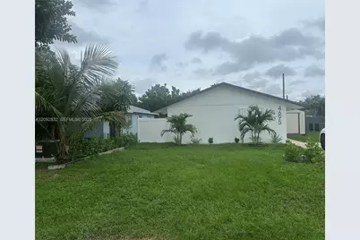 4695 Cambridge St, Lake Worth, FL 33463 - Photo 4
