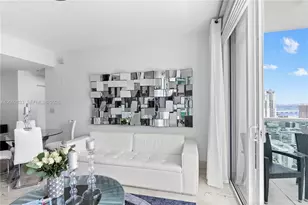 31 SE 5th St, Miami, FL 33131 - Photo 4