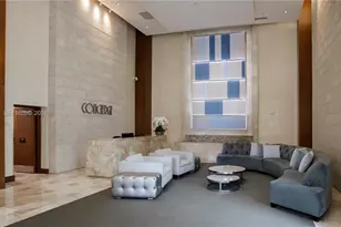 31 SE 5th St, Miami, FL 33131 - Photo 22