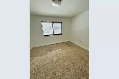 1590 NE 118th St #1, Miami, FL 33161 - Photo 8