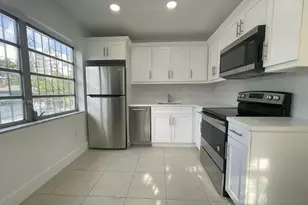 858 SW 2nd St, Miami, FL 33130 - Photo 1