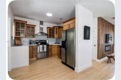3811 NW 66th Ave, Virginia Gardens, FL 33166 - Photo 2