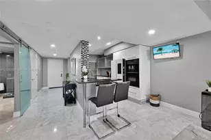 1800 S Ocean Dr, Hallandale Beach, FL 33009 - Photo 16