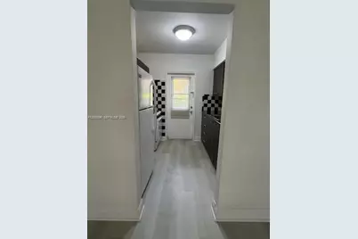 605 77th St #3, Miami Beach, FL 33141 - Photo 8