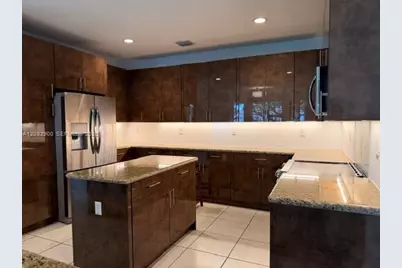 7713 SW 193rd St, Cutler Bay, FL 33157 - Photo 4