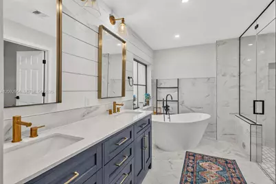 10600 NW 54th St, Doral, FL 33178 - Photo 8