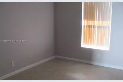 1050 NW 4th St, Boynton Beach, FL 33435 - Photo 4