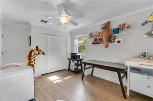 663 Ponce de Leon Dr, Fort Lauderdale, FL 33316 - Photo 20