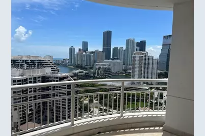 848 Brickell Key Dr #2303, Miami, FL 33131 - Photo 2