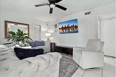 2388 NW 33rd St, Miami, FL 33142 - Photo 20