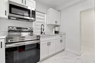 2388 NW 33rd St, Miami, FL 33142 - Photo 14