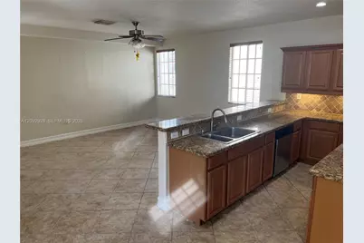 14008 SW 274 Ter, Homestead, FL 33032 - Photo 16