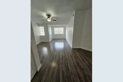 18346 NW 68th Ave #C, Hialeah, FL 33015 - Photo 14