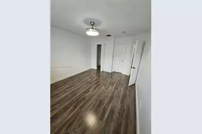 18346 NW 68th Ave #C, Hialeah, FL 33015 - Photo 6