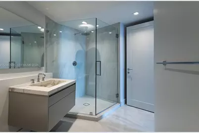 300 S Pointe Dr #4206, Miami Beach, FL 33139 - Photo 16