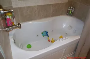 9470 NW 24th St, Sunrise, FL 33322 - Photo 24
