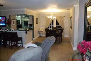 9470 NW 24th St, Sunrise, FL 33322 - Photo 8