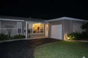 9470 NW 24th St, Sunrise, FL 33322 - Photo 2