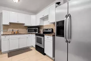 7573 NW 12th Ct, Miami, FL 33147 - Photo 6