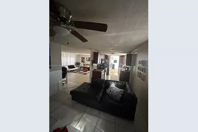 21551 NW 3rd Pl, Pembroke Pines, FL 33029 - Photo 8