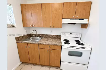 119 NW 43rd Ct #5, Oakland Park, FL 33309 - Photo 6