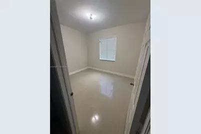 124 SW 16th Ave, Homestead, FL 33030 - Photo 8