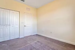 11068 West 33rd Ct, Hialeah, FL 33018 - Photo 10