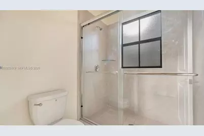 11068 W 33rd Ct #11068, Hialeah, FL 33018 - Photo 8