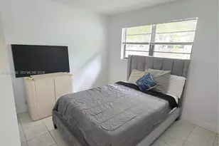 212 SW 2nd Ave, Hallandale Beach, FL 33009 - Photo 18