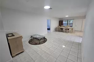 212 SW 2nd Ave, Hallandale Beach, FL 33009 - Photo 8