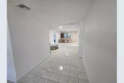 212 SW 2nd Ave #0, Hallandale Beach, FL 33009 - Photo 4